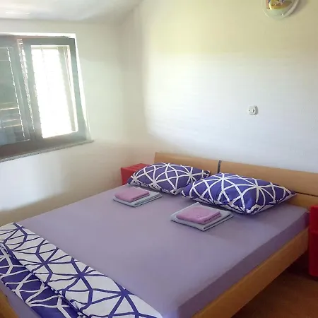 Apartment 2 Bedrooms At 20 M Away From The With Sea View Furnished Balcony And Wifi Dobropoljana